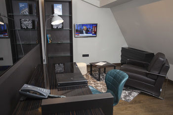 In-Room Business Center